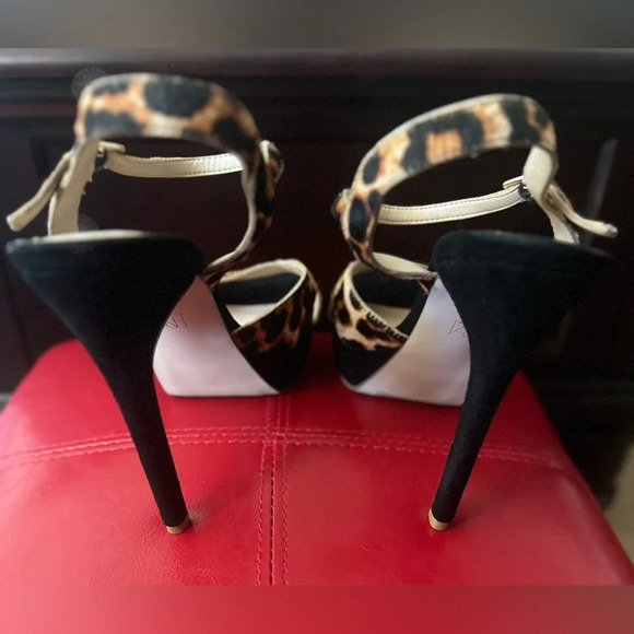 Pelle Moda Danielle Platform Sandal Size 9.5.‎ - Picture 9 of 11